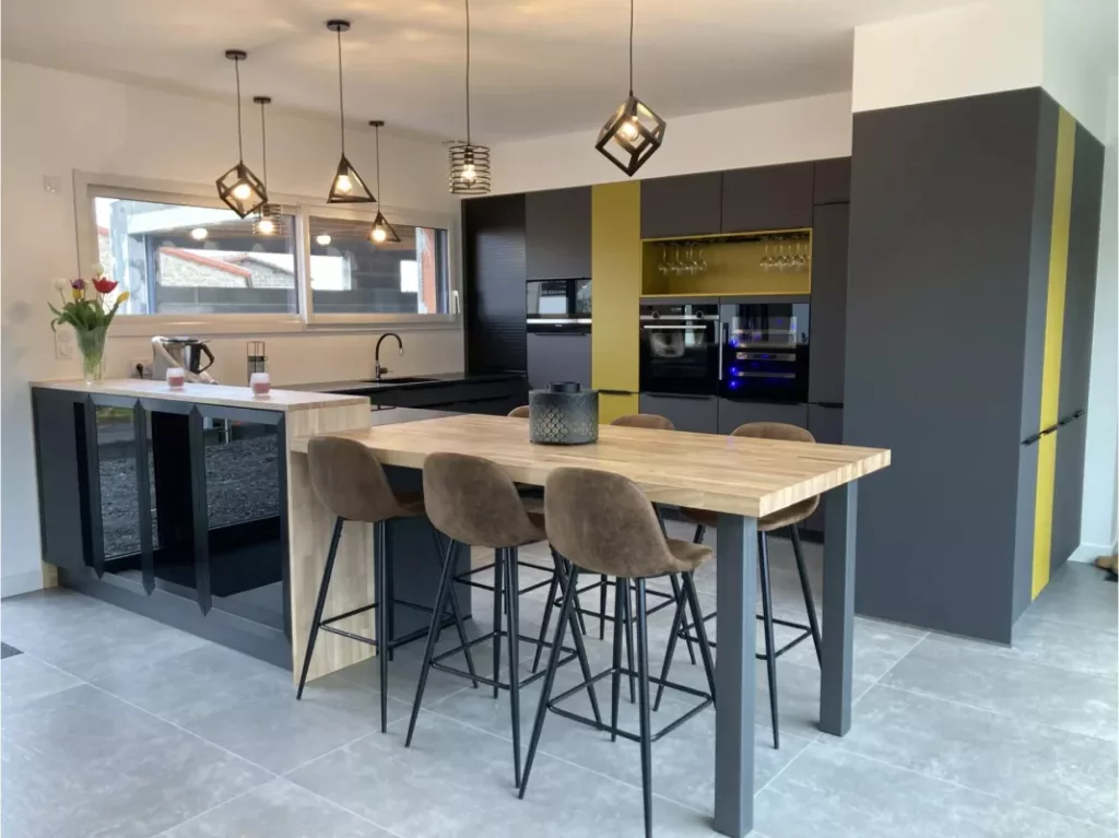 Avrideal Cuisiniste Clisson Agencement Et Pose De Cuisines 24
